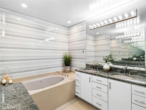 461 Alta Vista Way, Laguna Beach, CA