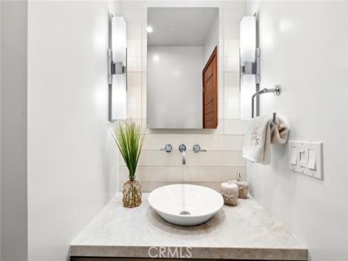 461 Alta Vista Way, Laguna Beach, CA