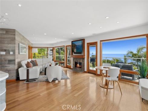 461 Alta Vista Way, Laguna Beach, CA