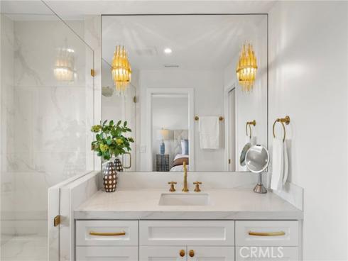 37  Blue Lagoon  , Laguna Beach, CA