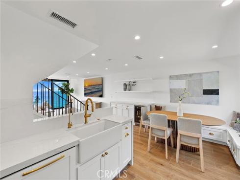 37  Blue Lagoon  , Laguna Beach, CA