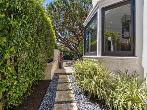 34  Smithcliffs  , Laguna Beach, CA