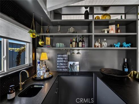 956  Tia Juana  , Laguna Beach, CA