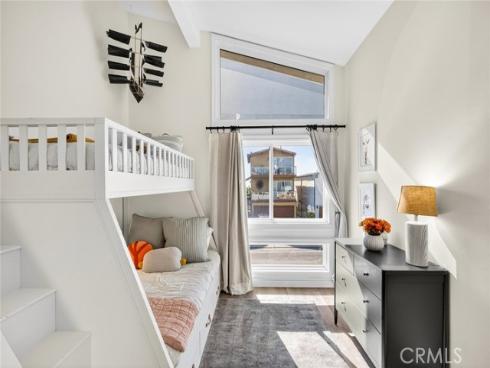 956  Tia Juana  , Laguna Beach, CA