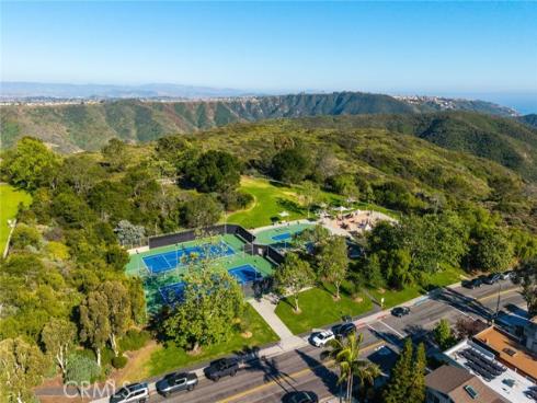 956  Tia Juana  , Laguna Beach, CA