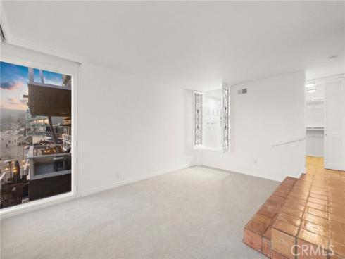 647  Sleepy Hollow  , Laguna Beach, CA