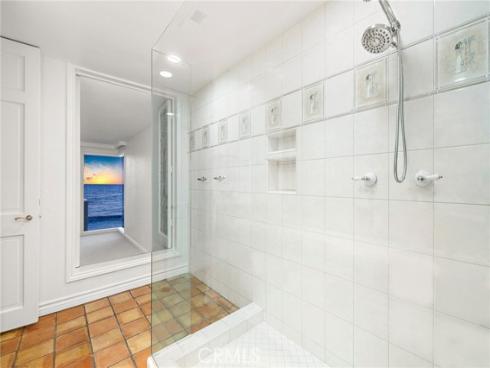 647  Sleepy Hollow  , Laguna Beach, CA