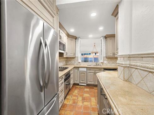 647  Sleepy Hollow  , Laguna Beach, CA