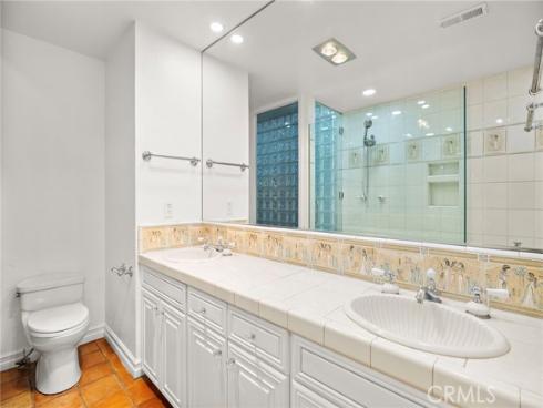 647  Sleepy Hollow  , Laguna Beach, CA