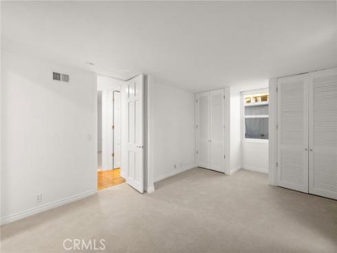 647  Sleepy Hollow  , Laguna Beach, CA