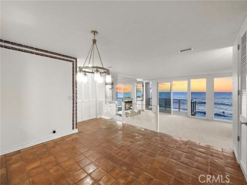 647  Sleepy Hollow  , Laguna Beach, CA