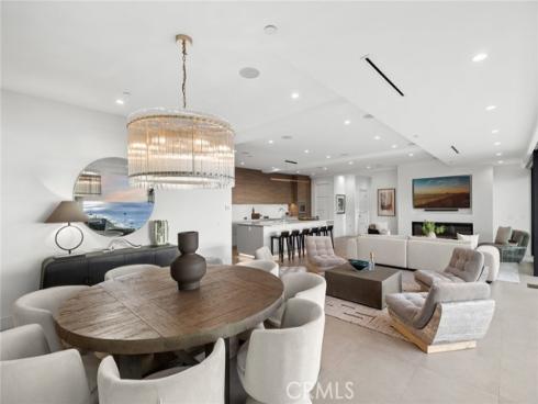 654 Canyon View Drive, Laguna Beach, CA