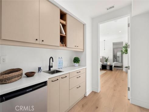 654 Canyon View Drive, Laguna Beach, CA