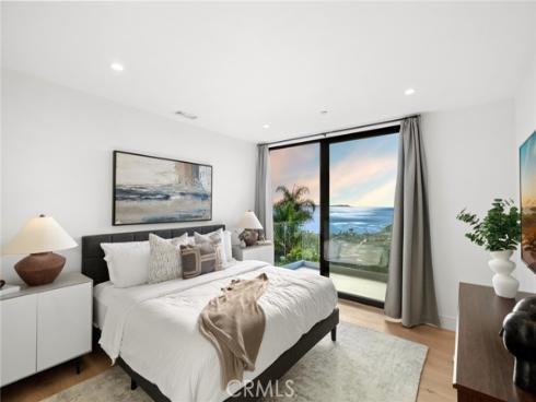654 Canyon View Drive, Laguna Beach, CA