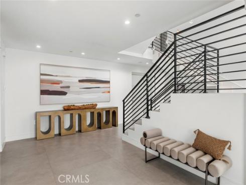 654 Canyon View Drive, Laguna Beach, CA