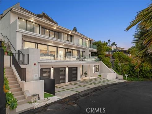 654 Canyon View Drive, Laguna Beach, CA