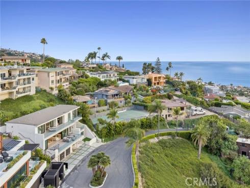 654 Canyon View Drive, Laguna Beach, CA