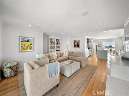 320  Emerald Bay  , Laguna Beach, CA