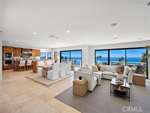 725  Balboa   Avenue, Laguna Beach, CA