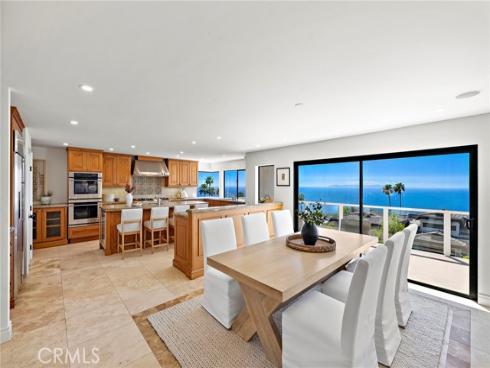 725  Balboa   Avenue, Laguna Beach, CA