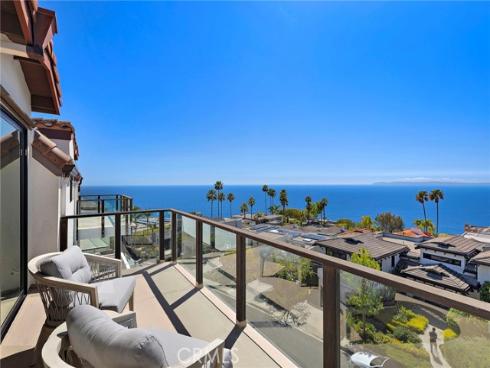 725  Balboa   Avenue, Laguna Beach, CA
