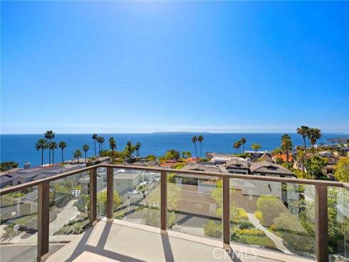 725  Balboa   Avenue, Laguna Beach, CA