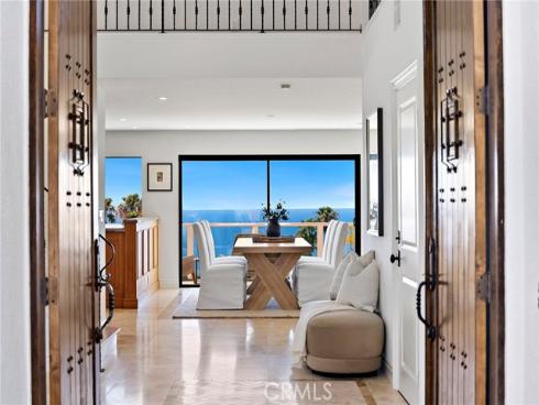 725  Balboa   Avenue, Laguna Beach, CA