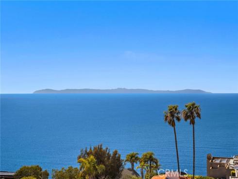 725  Balboa   Avenue, Laguna Beach, CA