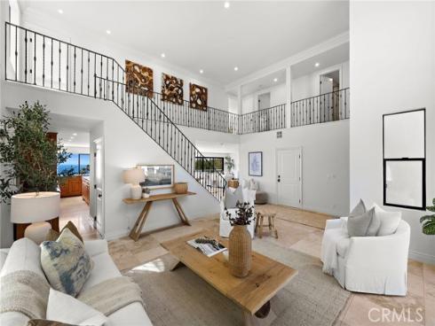 725  Balboa   Avenue, Laguna Beach, CA