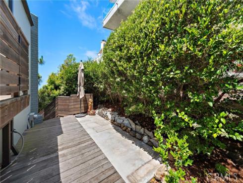 683 Alta Vista Way, Laguna Beach, CA