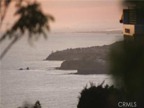 683 Alta Vista Way, Laguna Beach, CA