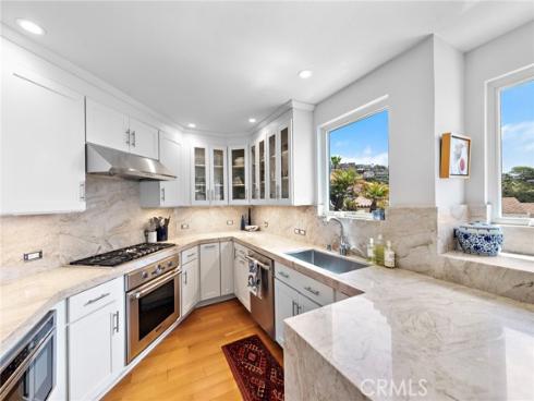 683  Alta Vista   Way, Laguna Beach, CA