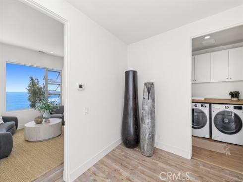 468  Ashton  , Laguna Beach, CA