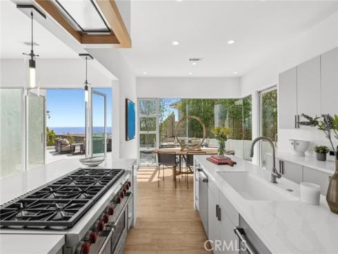 468  Ashton  , Laguna Beach, CA