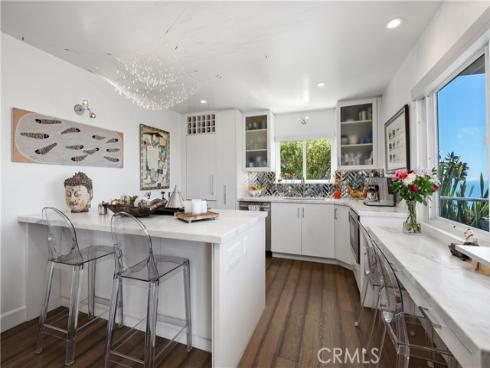 21682  Ocean Vista  B  Drive, Laguna Beach, CA