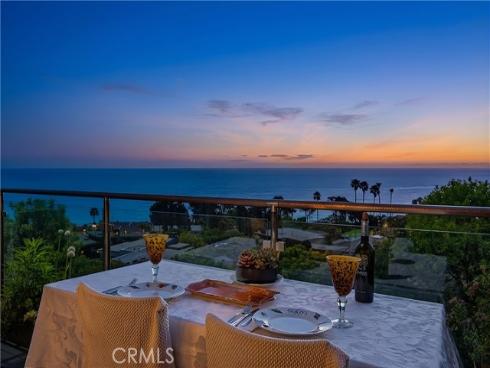 21682  Ocean Vista  B  Drive, Laguna Beach, CA
