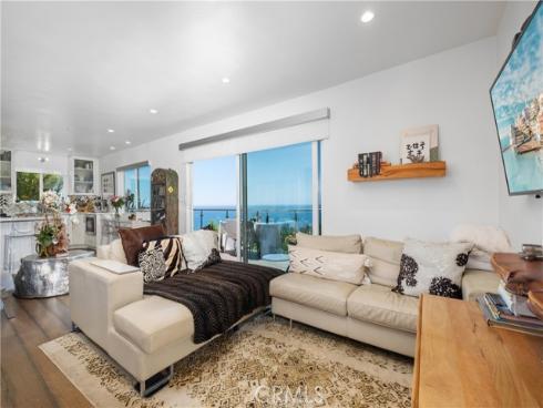 21682  Ocean Vista  B  Drive, Laguna Beach, CA