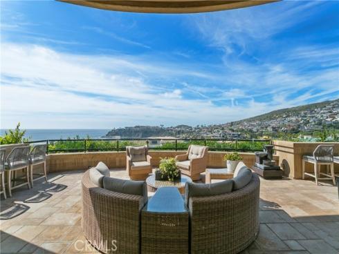15  Smithcliffs  , Laguna Beach, CA