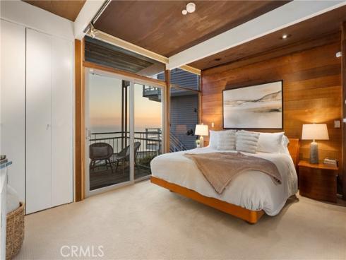 2581  Iris  , Laguna Beach, CA