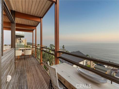 2581  Iris  , Laguna Beach, CA