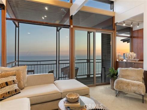 2581  Iris  , Laguna Beach, CA