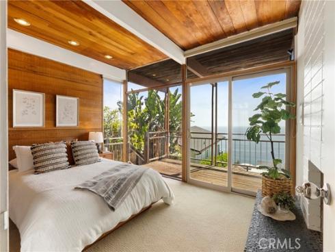 2581  Iris  , Laguna Beach, CA