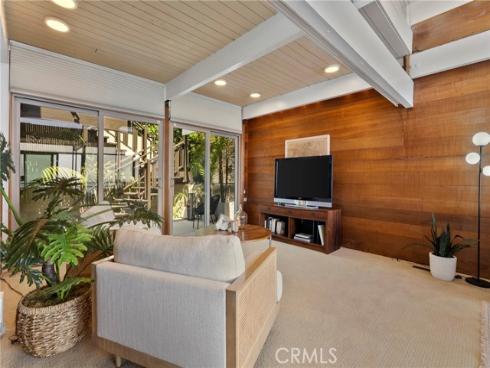 2581  Iris  , Laguna Beach, CA