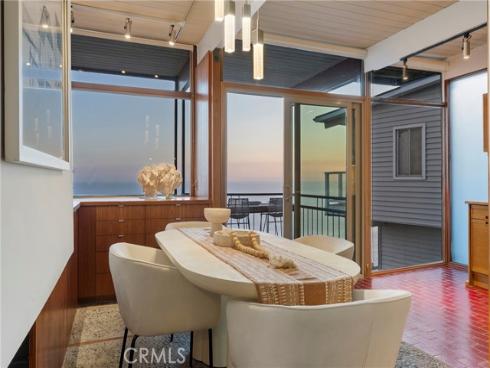 2581  Iris  , Laguna Beach, CA