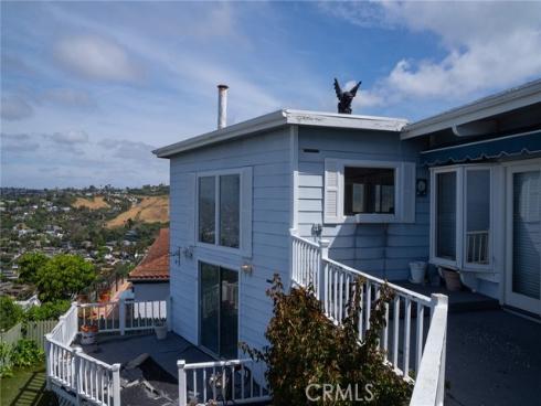 1375  La Mirada  , Laguna Beach, CA