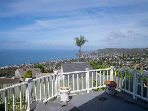 1375  La Mirada  , Laguna Beach, CA