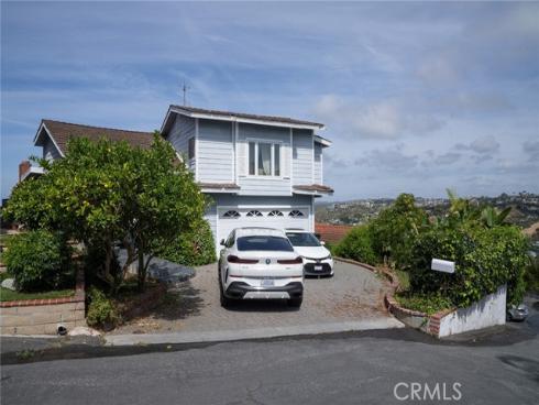 1375  La Mirada  , Laguna Beach, CA