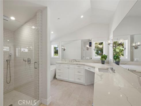 3203  Tyrol   Drive, Laguna Beach, CA