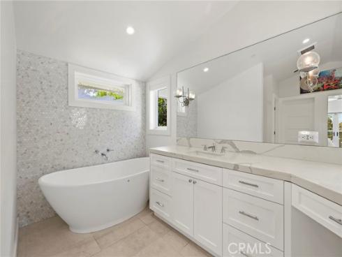 3203  Tyrol   Drive, Laguna Beach, CA