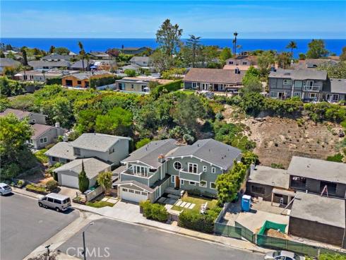 3203  Tyrol   Drive, Laguna Beach, CA